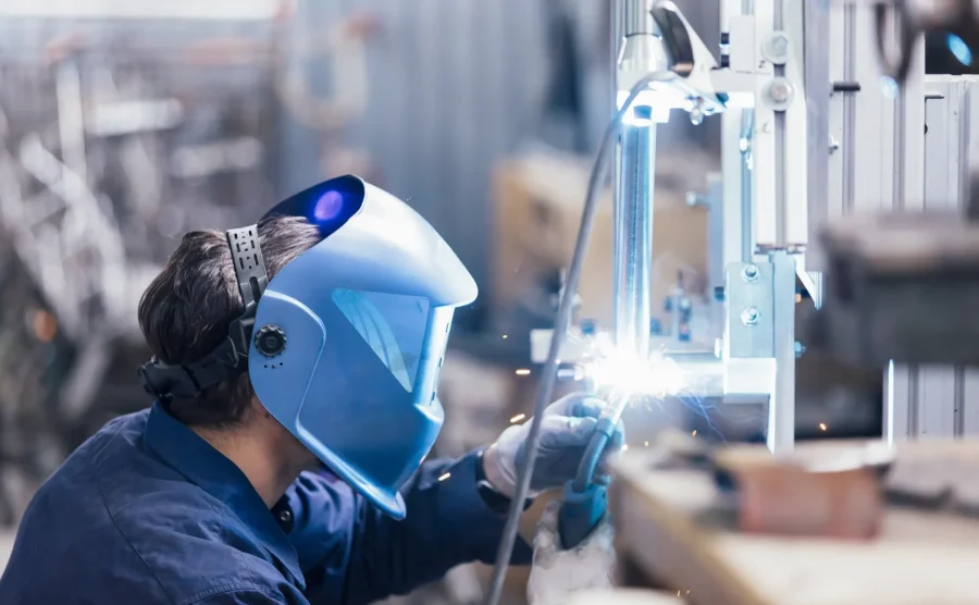 Manufacturing & Welding