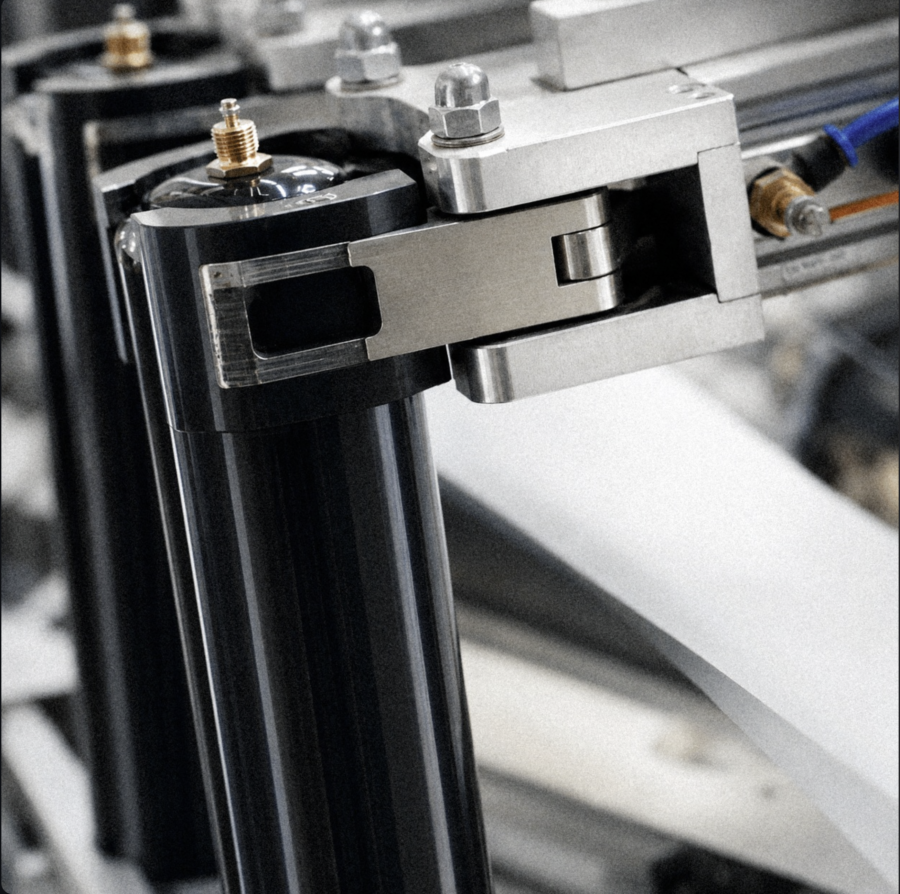 Bulk nitrous oxide cylinders and cartons for private-label wholesale supply